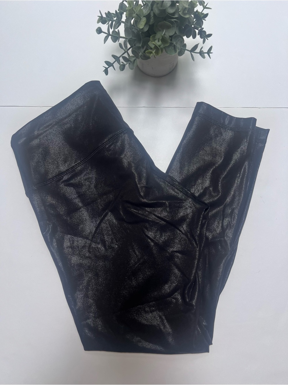 Lululemon Wunder Train High-Rise Tight 25" *Foil Radiate Black Size 10